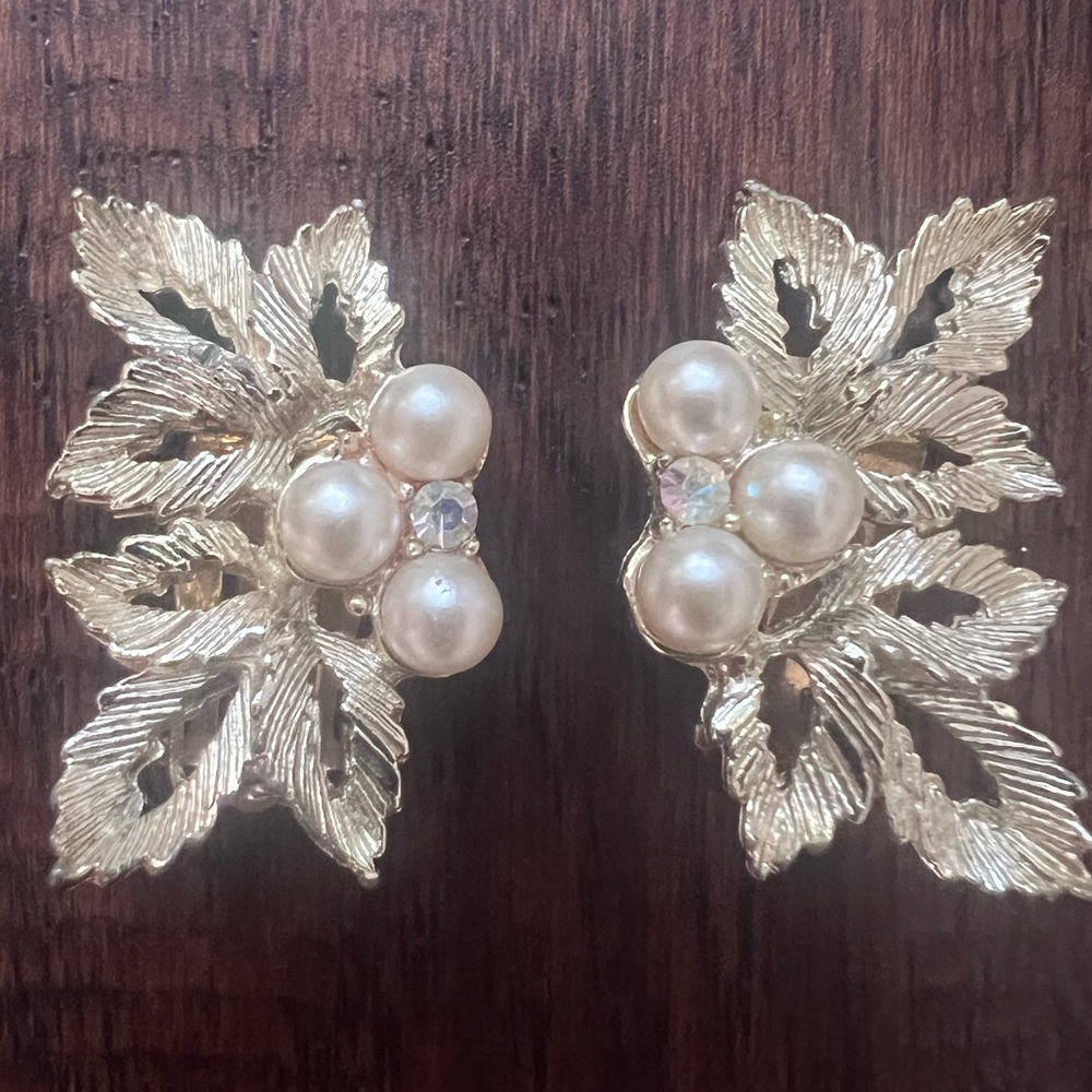 Vintage 1960s Era Judy-Lee Earrings